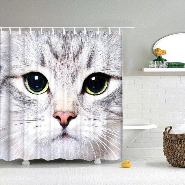Cortina de ducha primer plano gato blanco